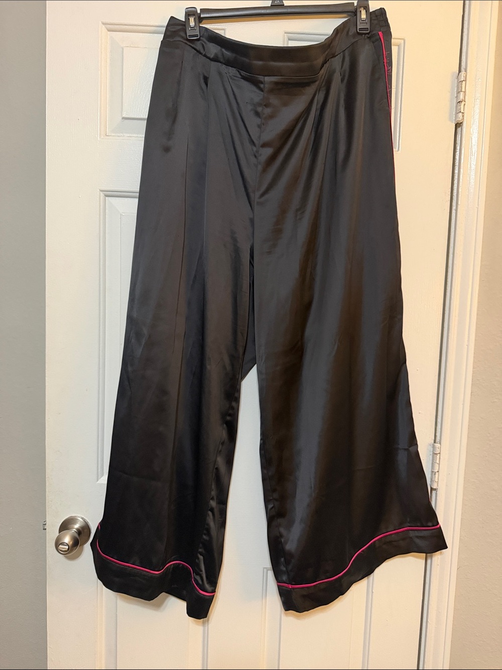 Torrid Black Satin Wide-Leg Pants with Pink Piping